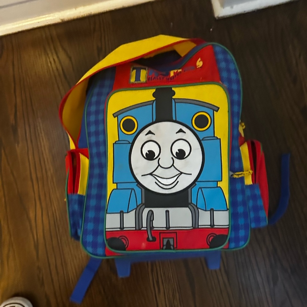Thomas the train back pack w wheels